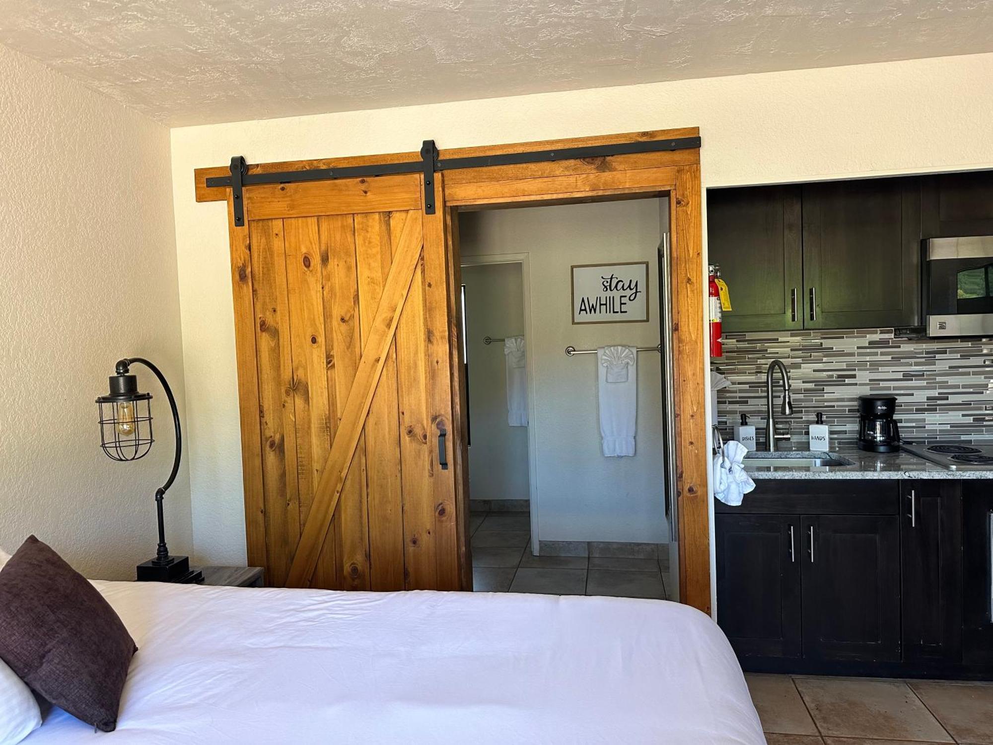 Resort Red Agave 3*