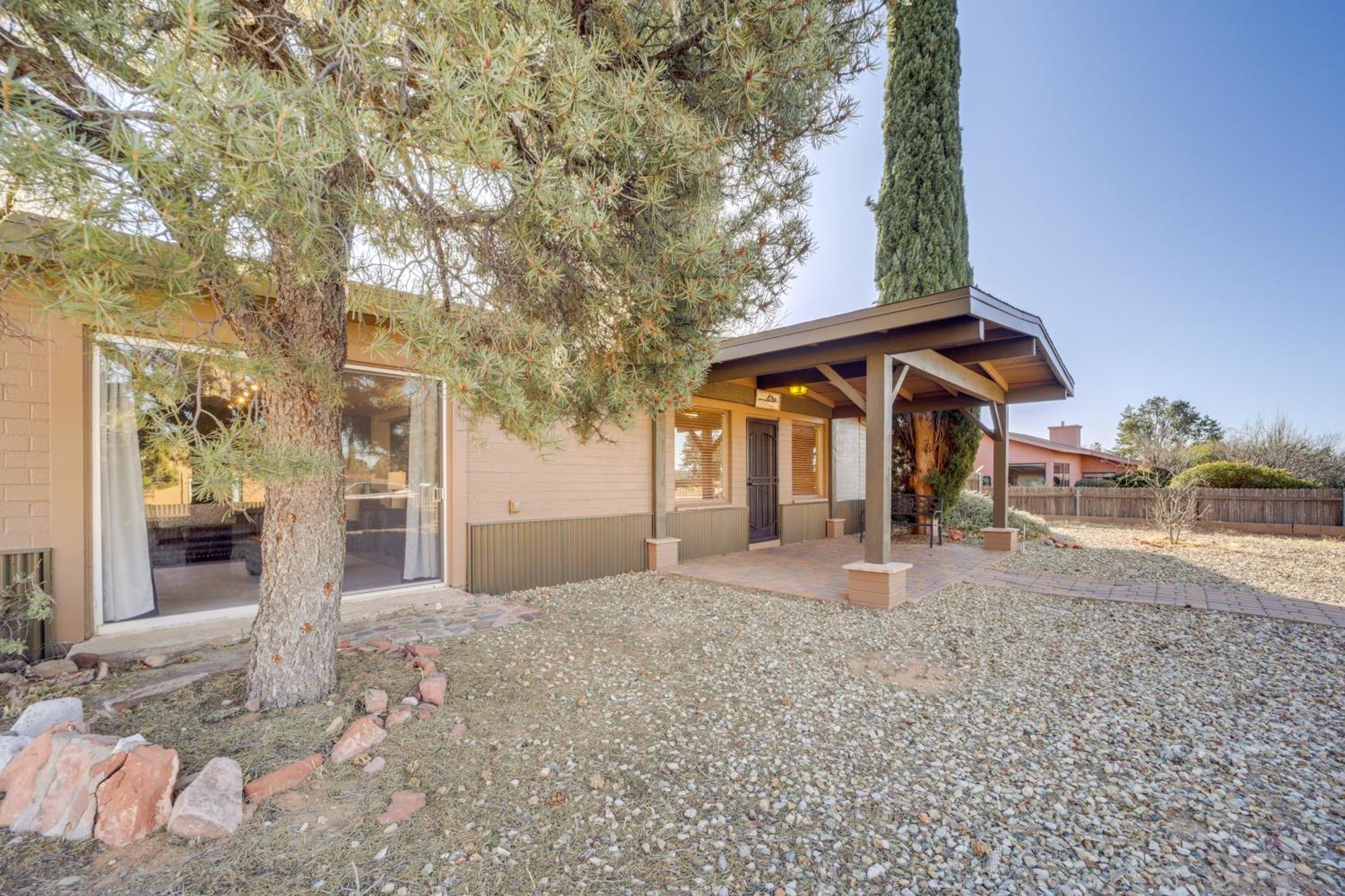 Patio And Views, Near Hiking And Golfing *