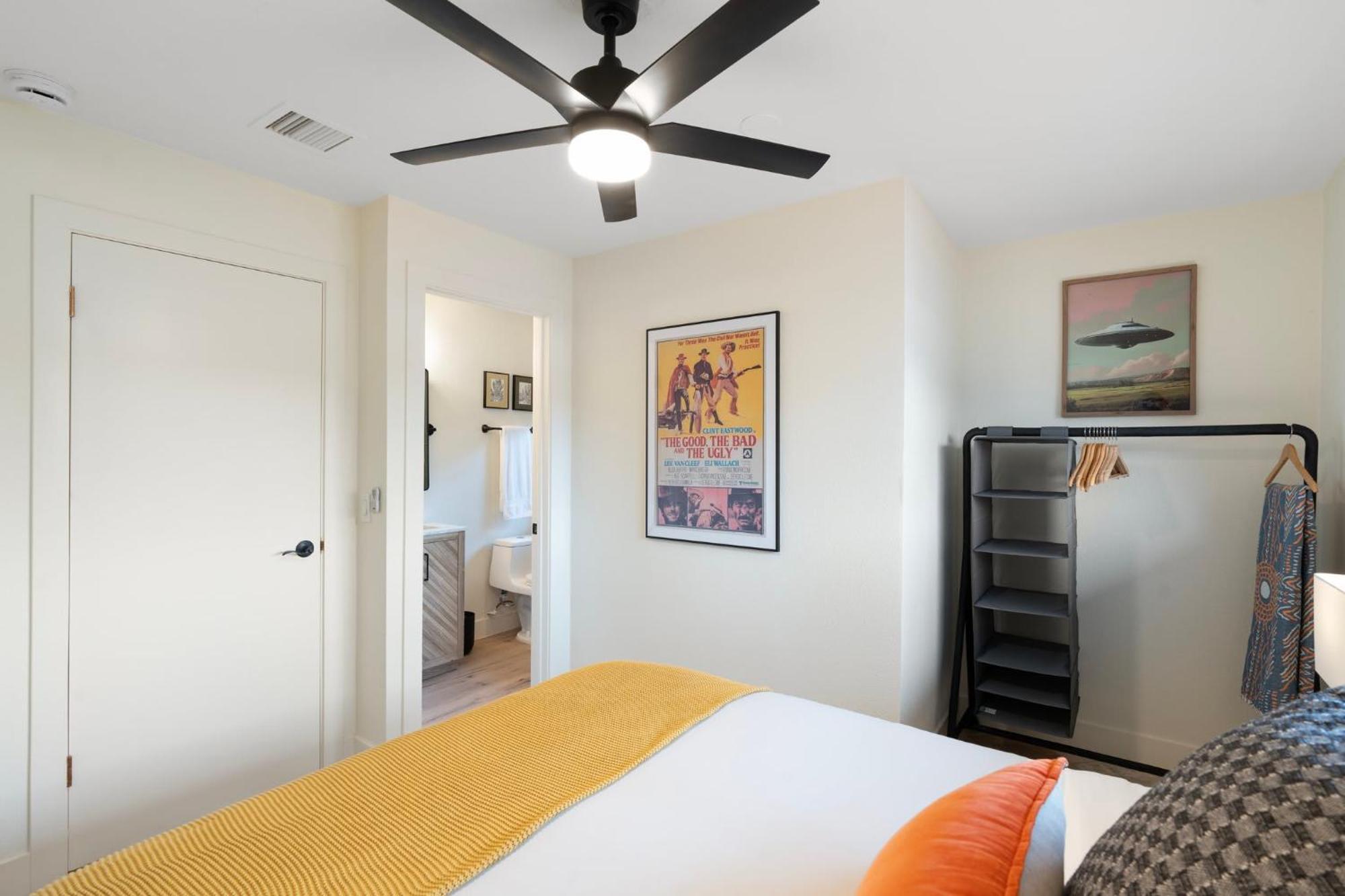 The Redrock Experience With Mtn Views & Hottub Holiday home *