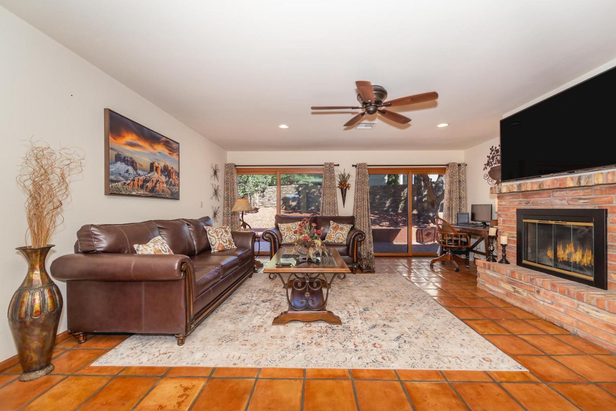 Spectacular House With 2 Master In Sedona's High End Subdivision Living! Sedona
