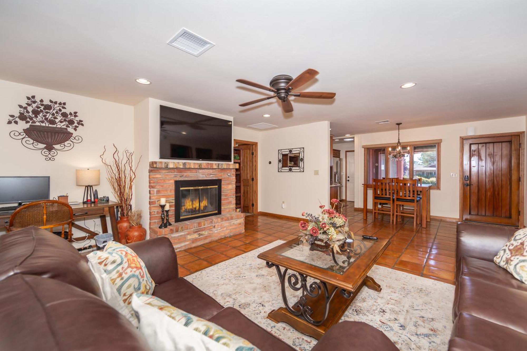 Spectacular House With 2 Master In Sedona's High End Subdivision Living! * Sedona