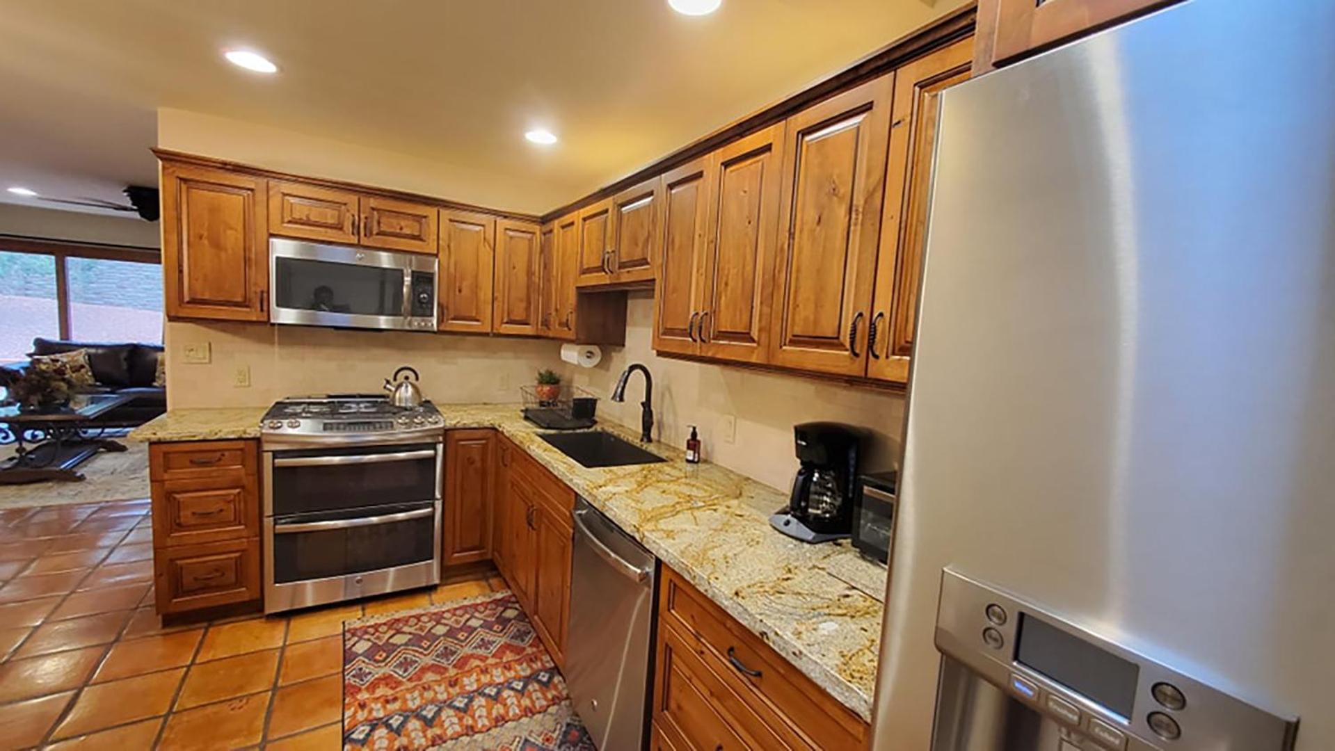 Holiday home Spectacular House With 2 Master In Sedona's High End Subdivision Living! *