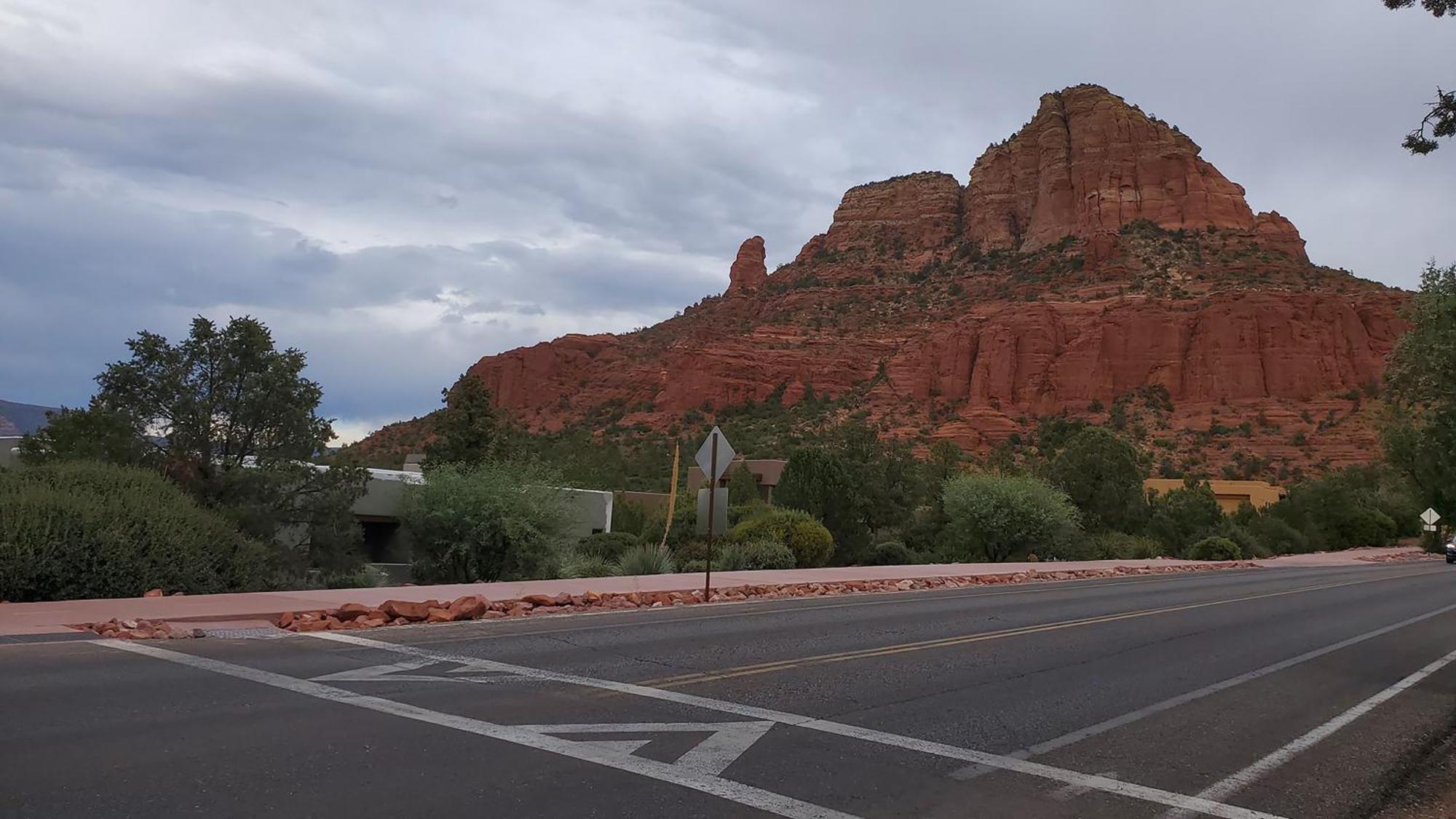 Spectacular House With 2 Master In Sedona's High End Subdivision Living! *