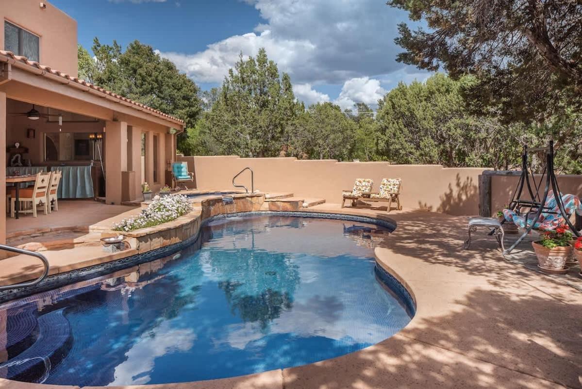 Casa Oasis With Privacy & Blue Tile Pool For Family *