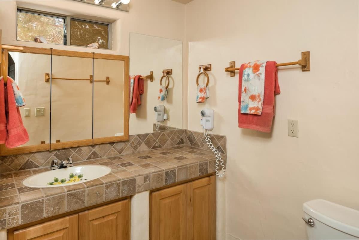 Casa Oasis With Privacy & Blue Tile Pool For Family Holiday home Sedona