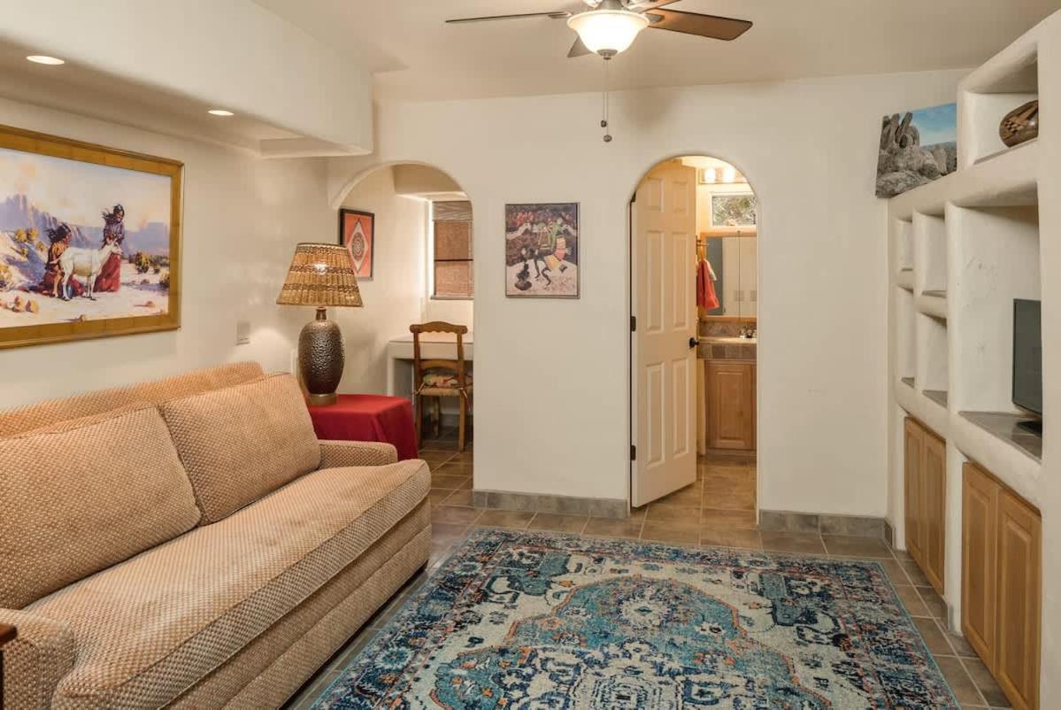 Casa Oasis With Privacy & Blue Tile Pool For Family