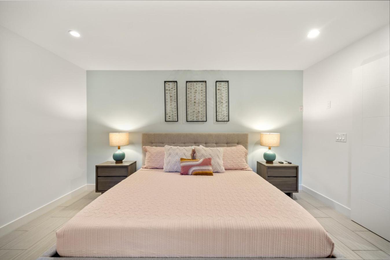 Holiday home Stunning Views Uptown With Hot Tub Gym And Fire Pit