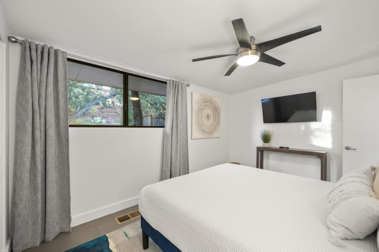 Stunning Views Uptown With Hot Tub Gym And Fire Pit * Sedona