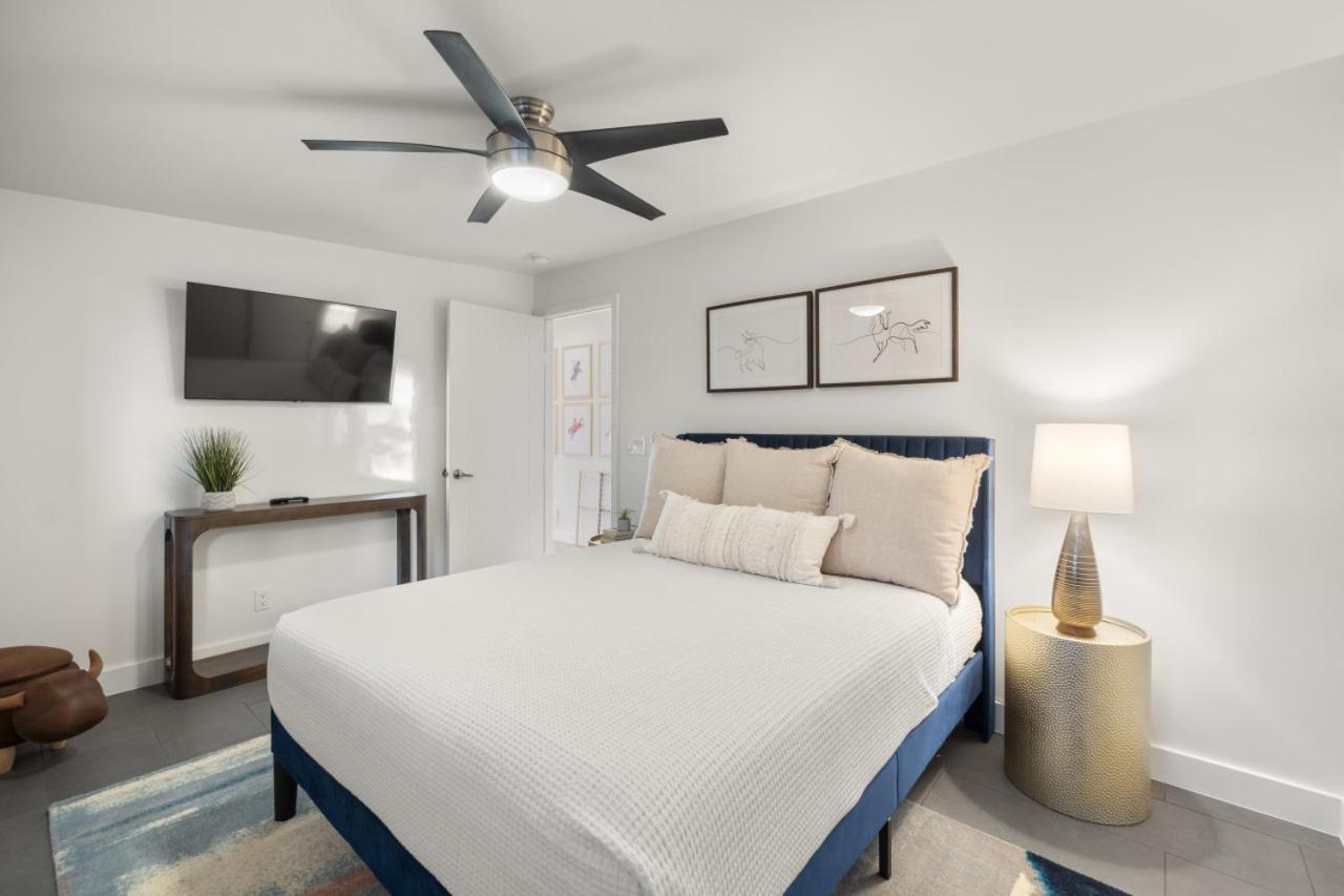 Stunning Views Uptown With Hot Tub Gym And Fire Pit
