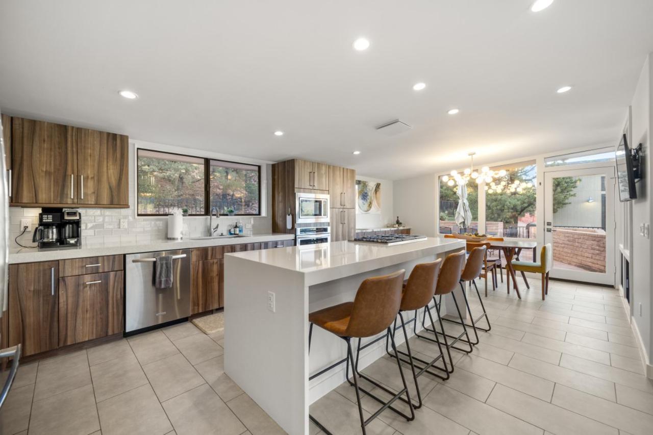 Holiday home Stunning Views Uptown With Hot Tub Gym And Fire Pit Sedona