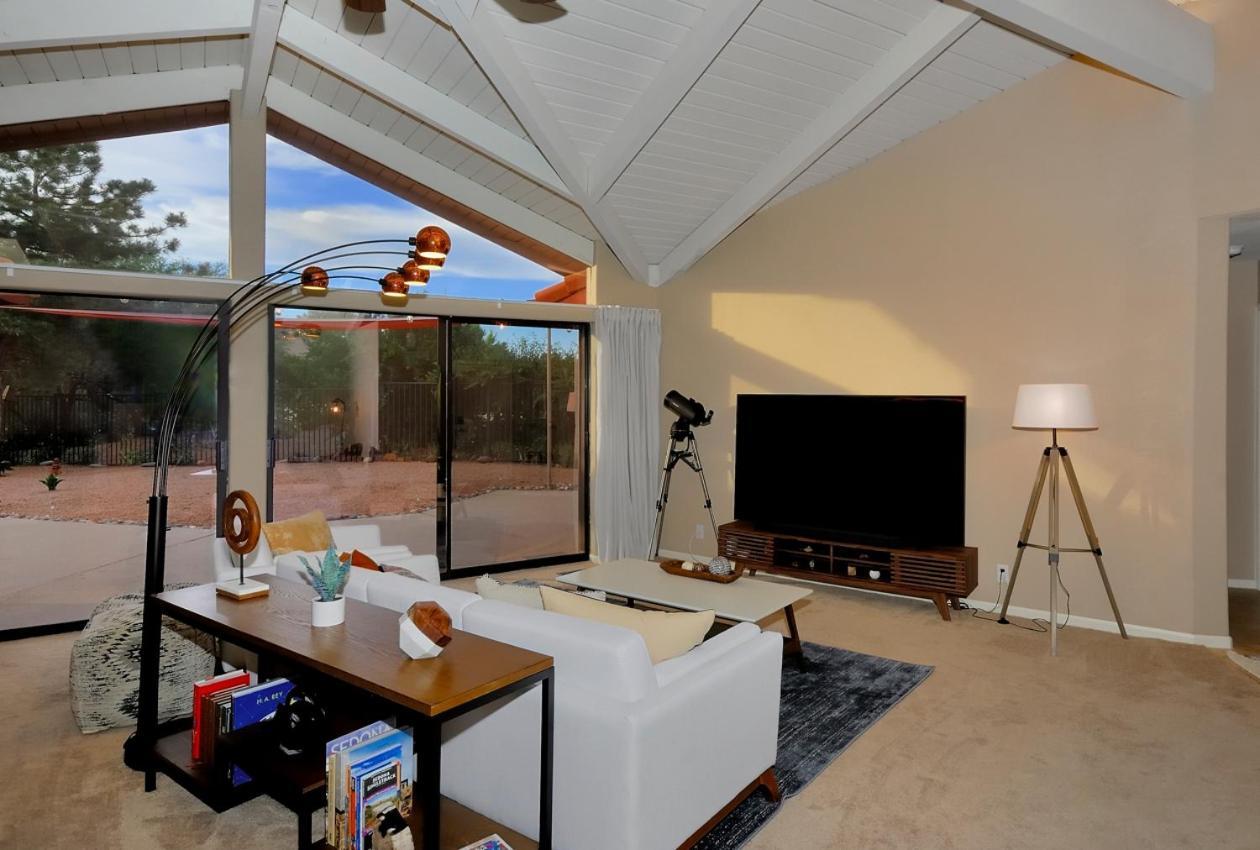 Crystal View Retreat Holiday home
