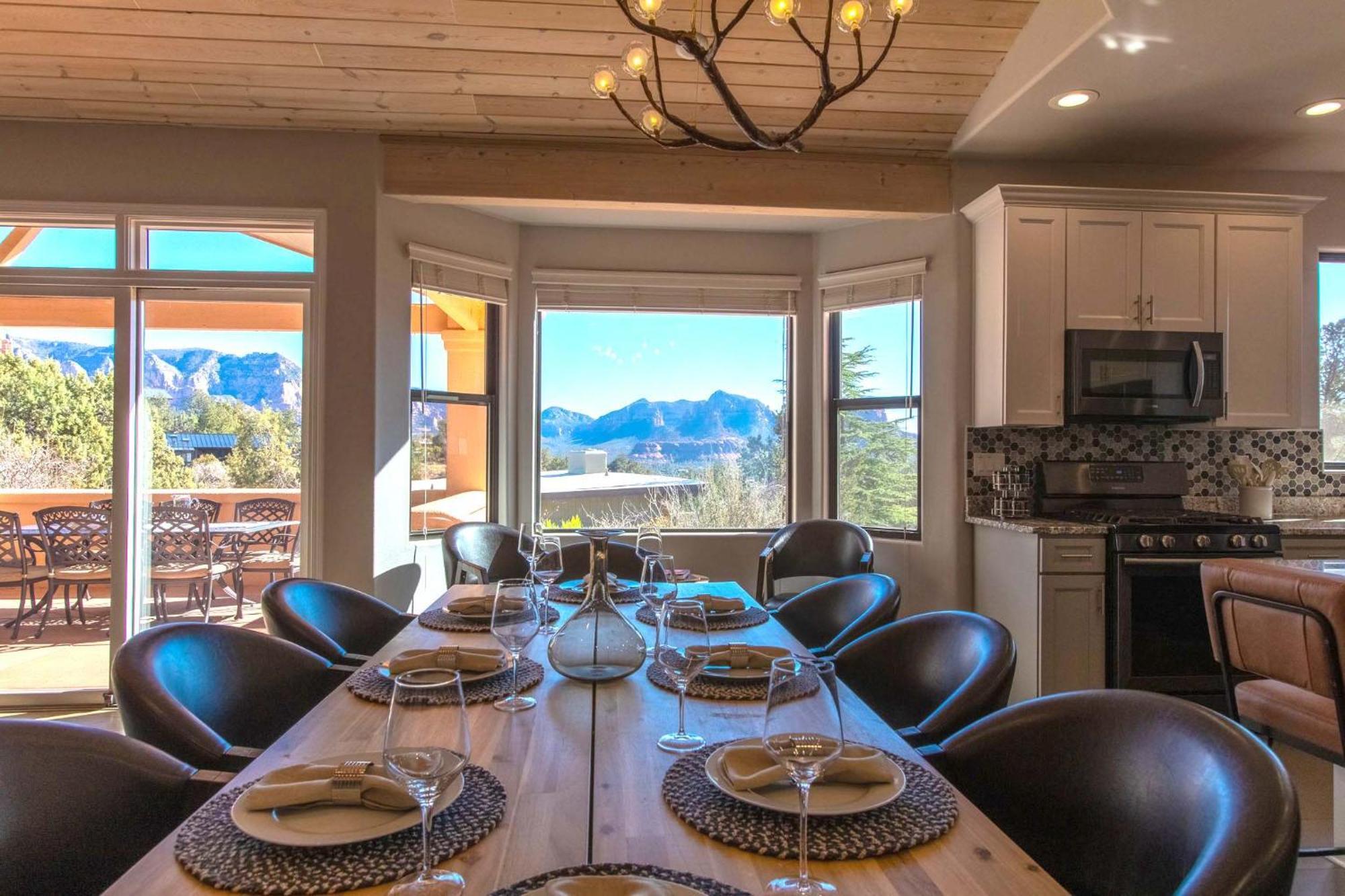 Holiday home 5 Bed 3 Bath Uptown Sedona-game Room-sauna-cold Plunge-jacuzzi-gym