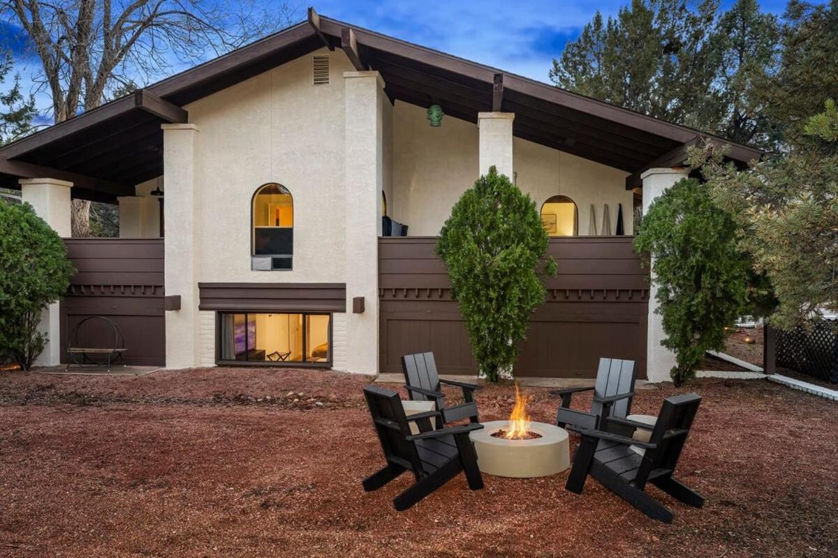 Serenity Retreat With Hot Tub Games & Firepit Sedona