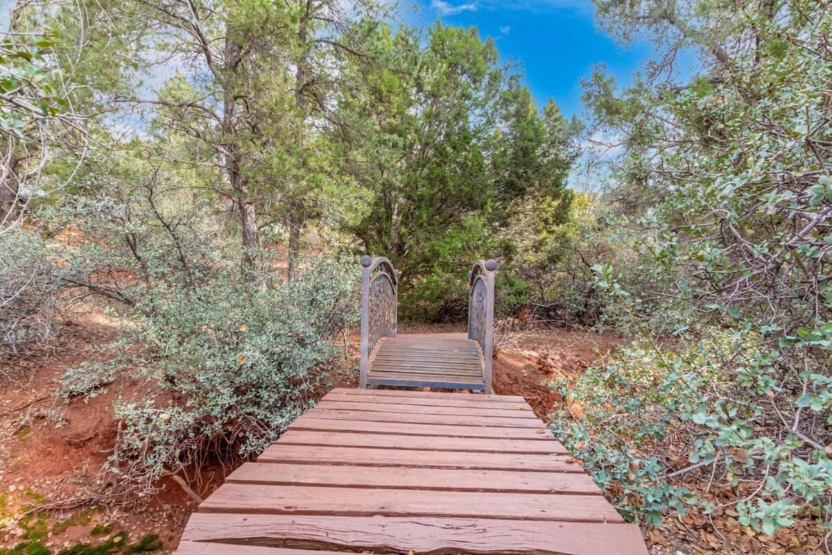 Serenity Retreat With Hot Tub Games & Firepit Holiday home Sedona