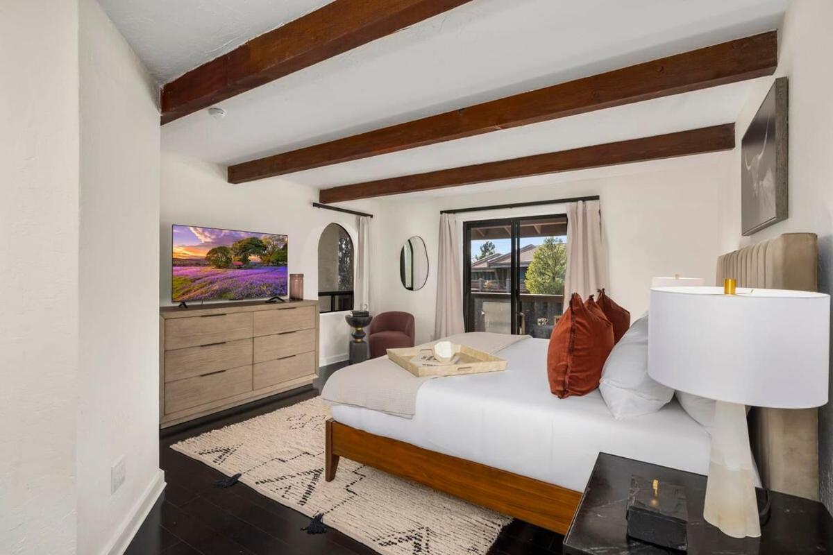Serenity Retreat With Hot Tub Games & Firepit Holiday home