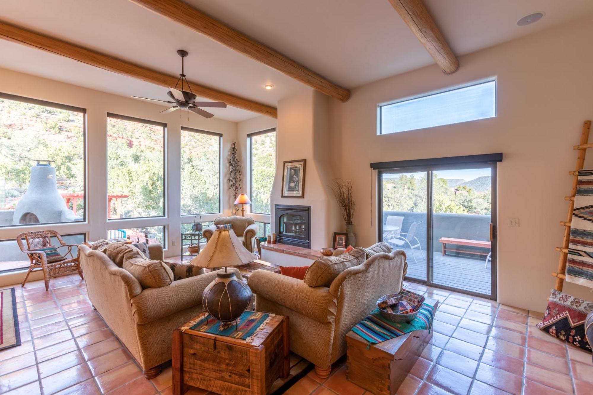 Holiday home Castle Rock Abode *