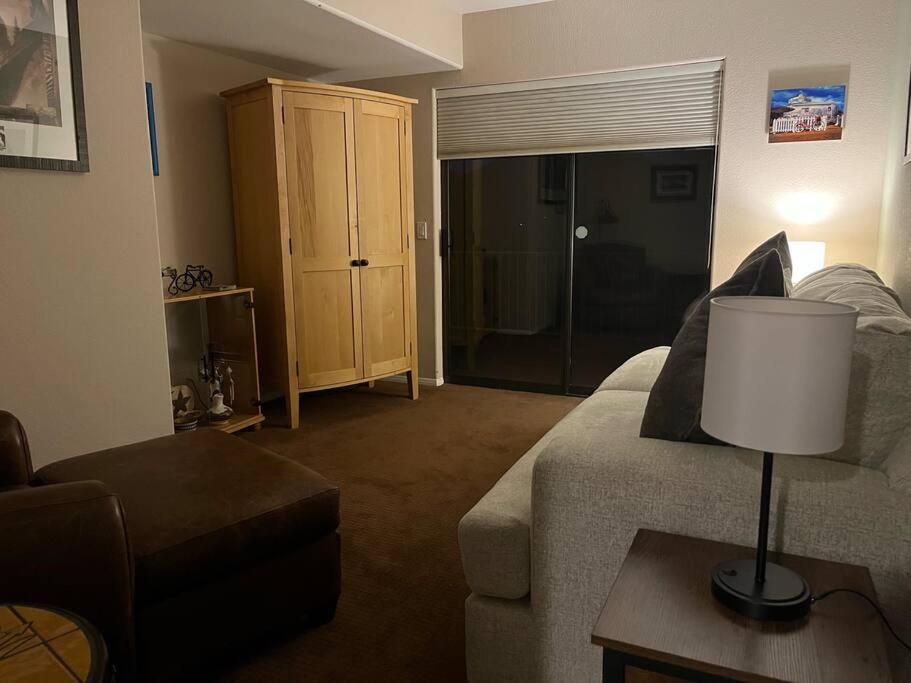 180º Red Rock Views, Location, 4 Bed 3 Bath Holiday home *