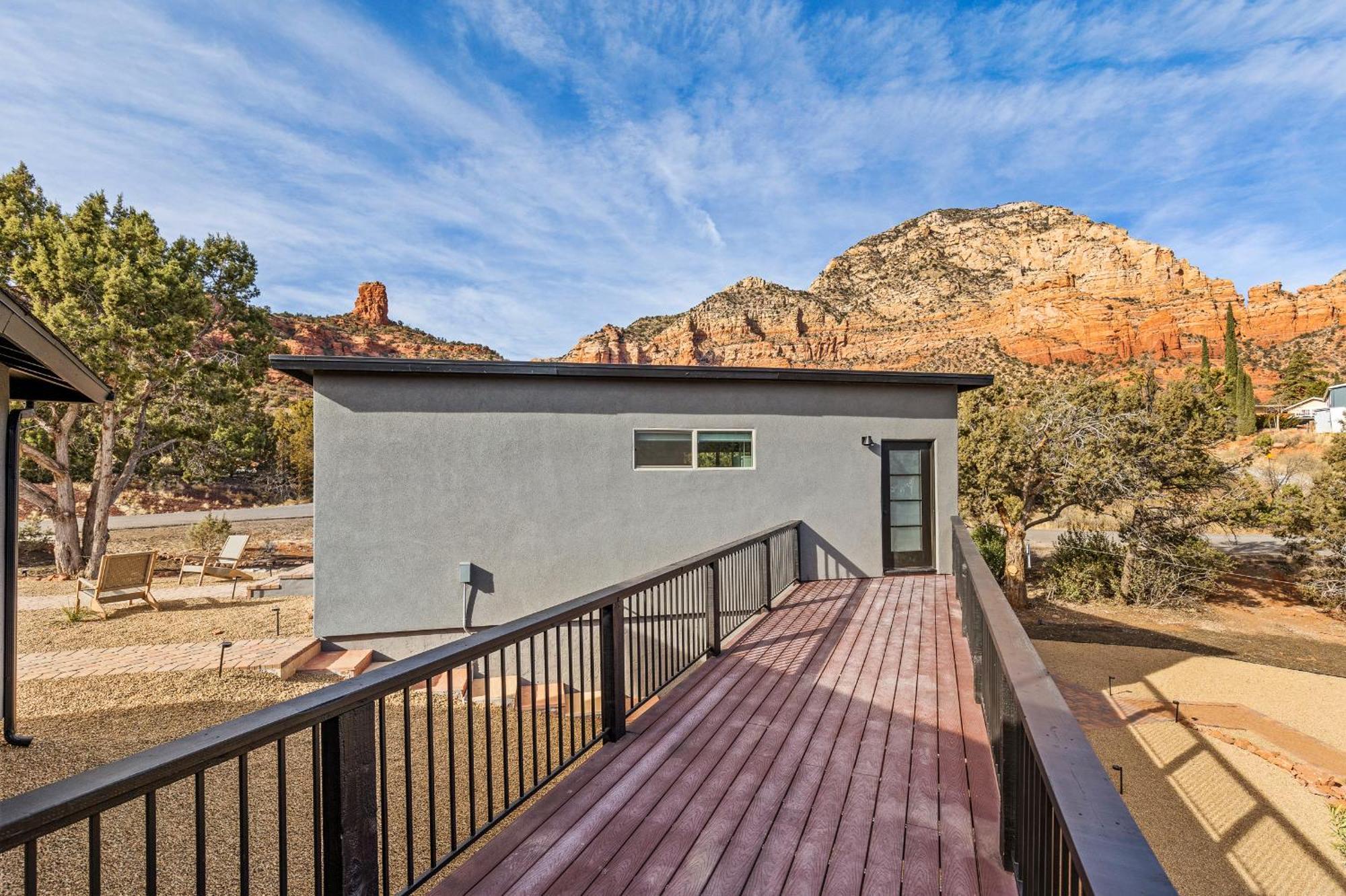 Holiday home Stunning Red Rock Views With Hot Tub Theater Game