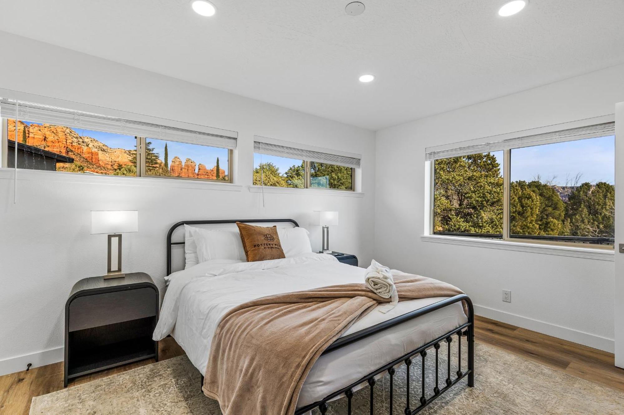 Holiday home Stunning Red Rock Views With Hot Tub Theater Game Sedona