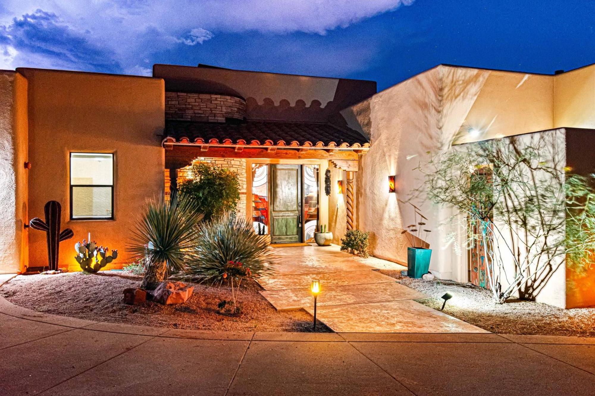 Holiday home Panoramic Views, Game Room, Pool, Hot Tub! Sedona