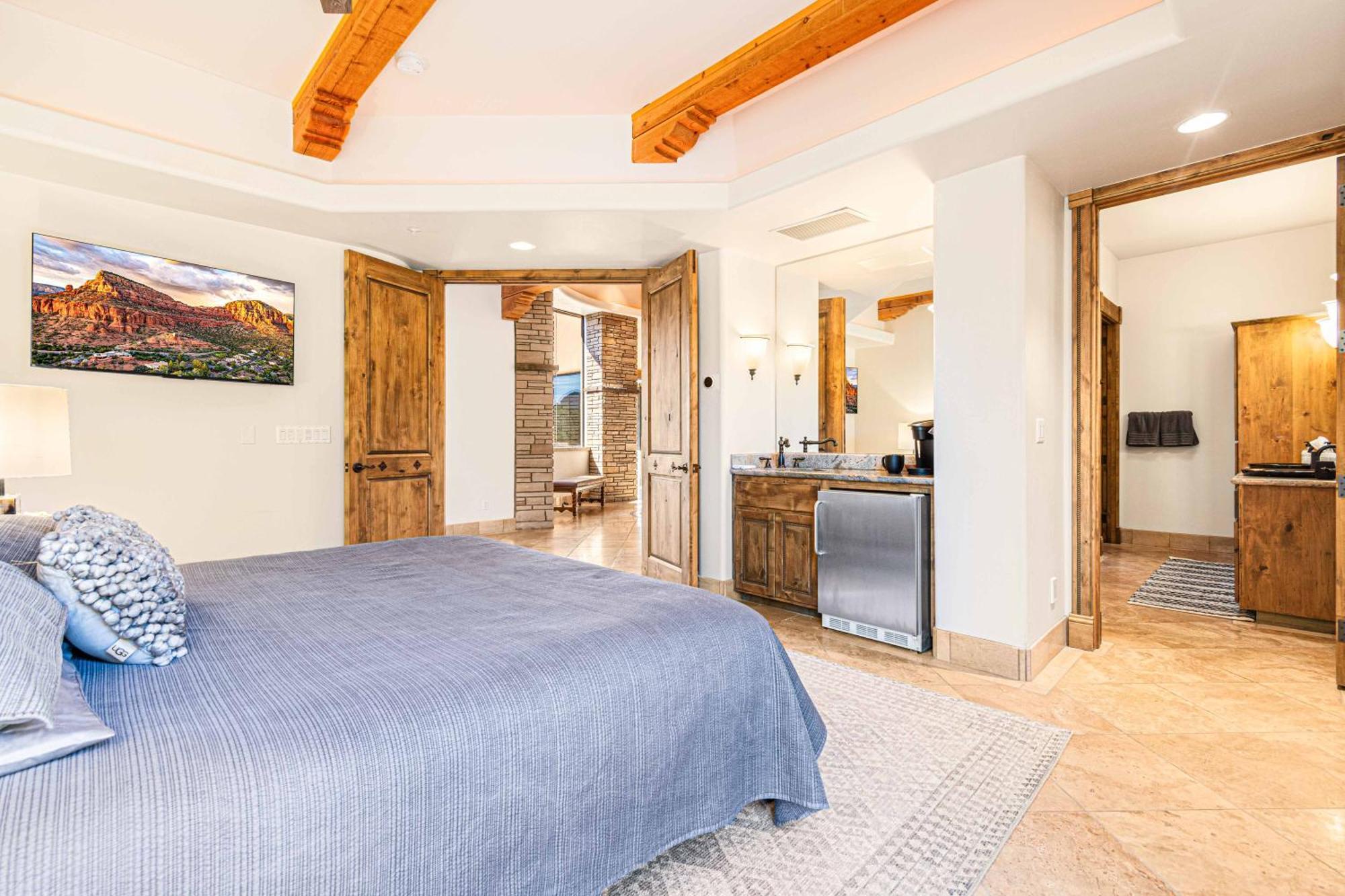 Holiday home Panoramic Views, Game Room, Pool, Hot Tub! Sedona