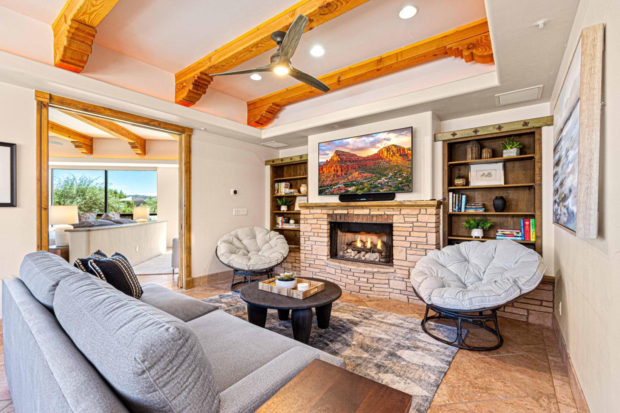 Holiday home Panoramic Views, Game Room, Pool, Hot Tub! Sedona