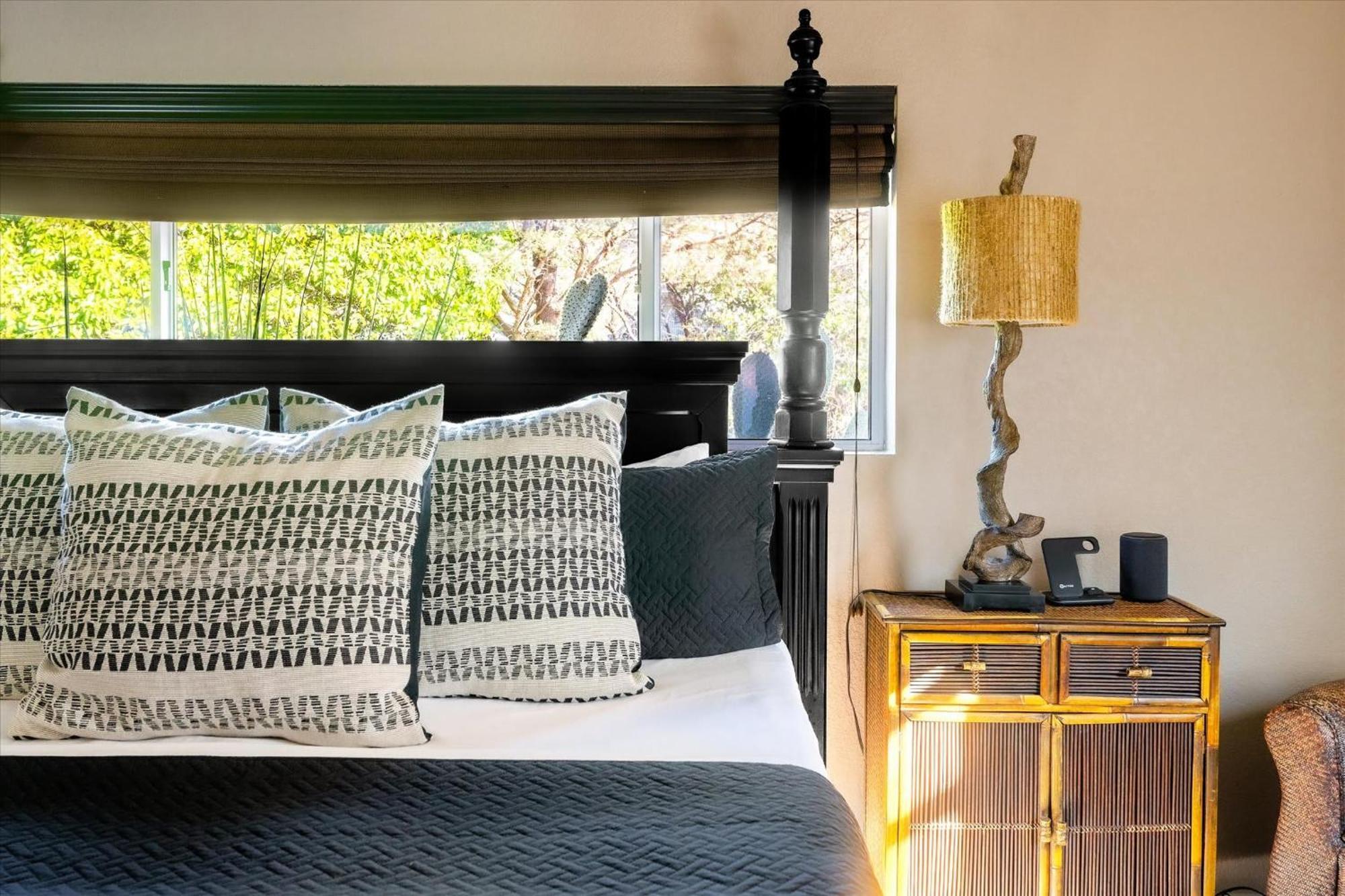 Holiday home Luxury In Desert With 360 Views & Sunsets With Family *