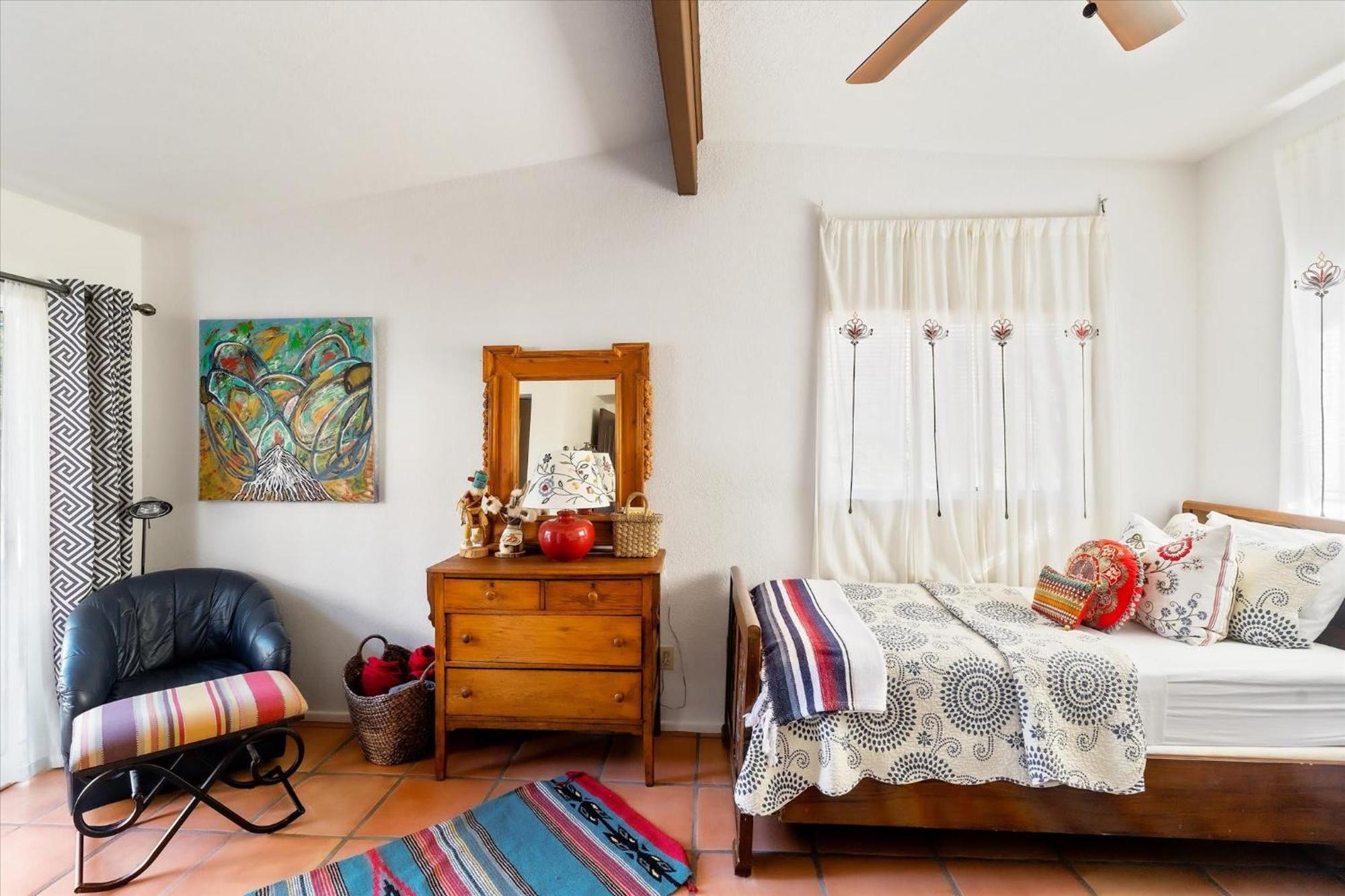 Luxury In Desert With 360 Views & Sunsets With Family