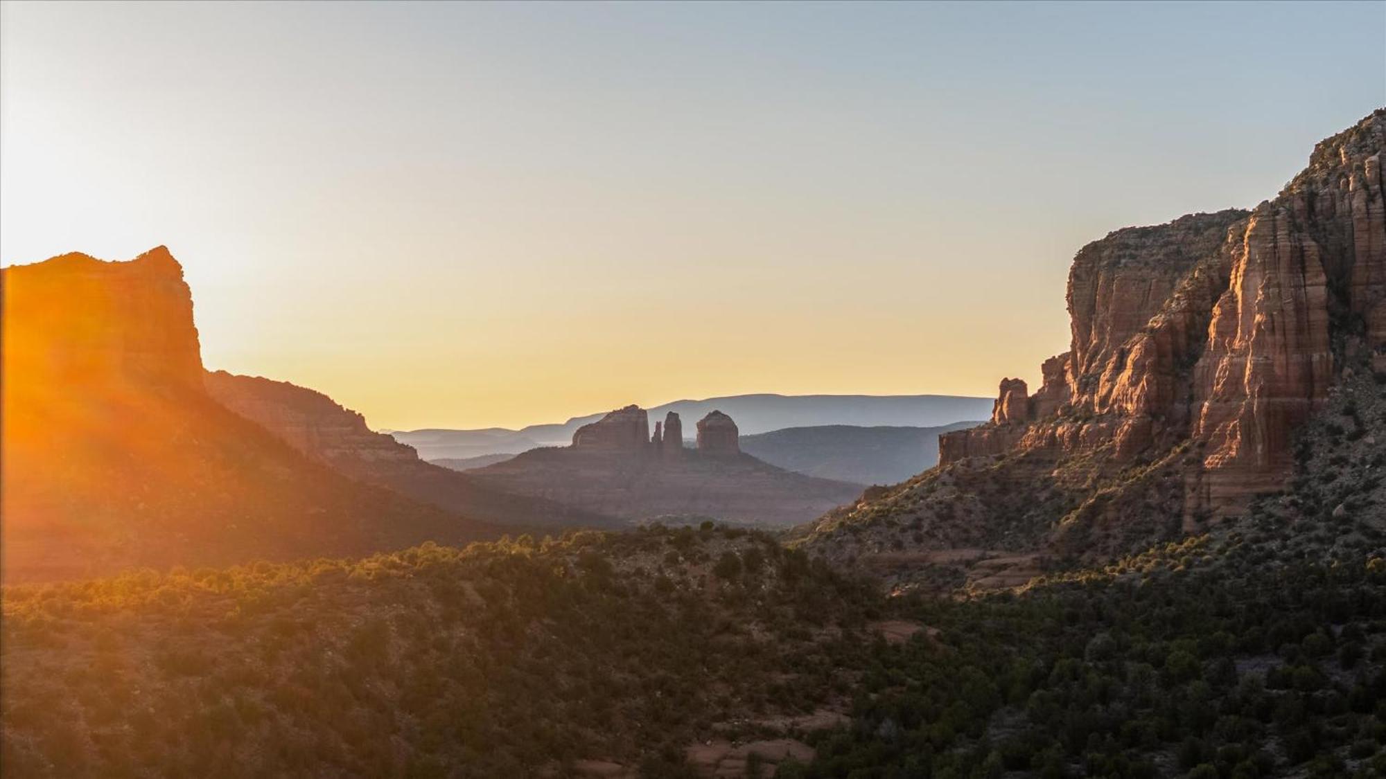 Luxury In Desert With 360 Views & Sunsets With Family Sedona