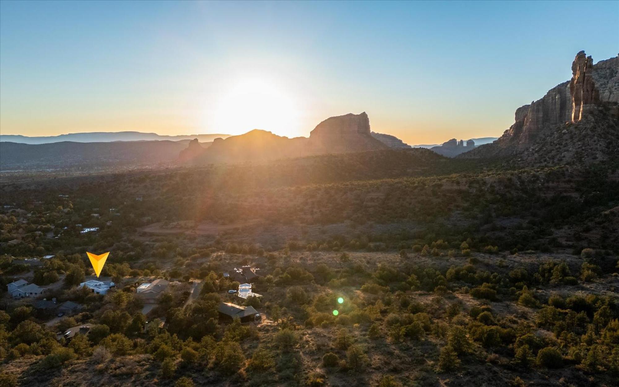 Luxury In Desert With 360 Views & Sunsets With Family Holiday home *