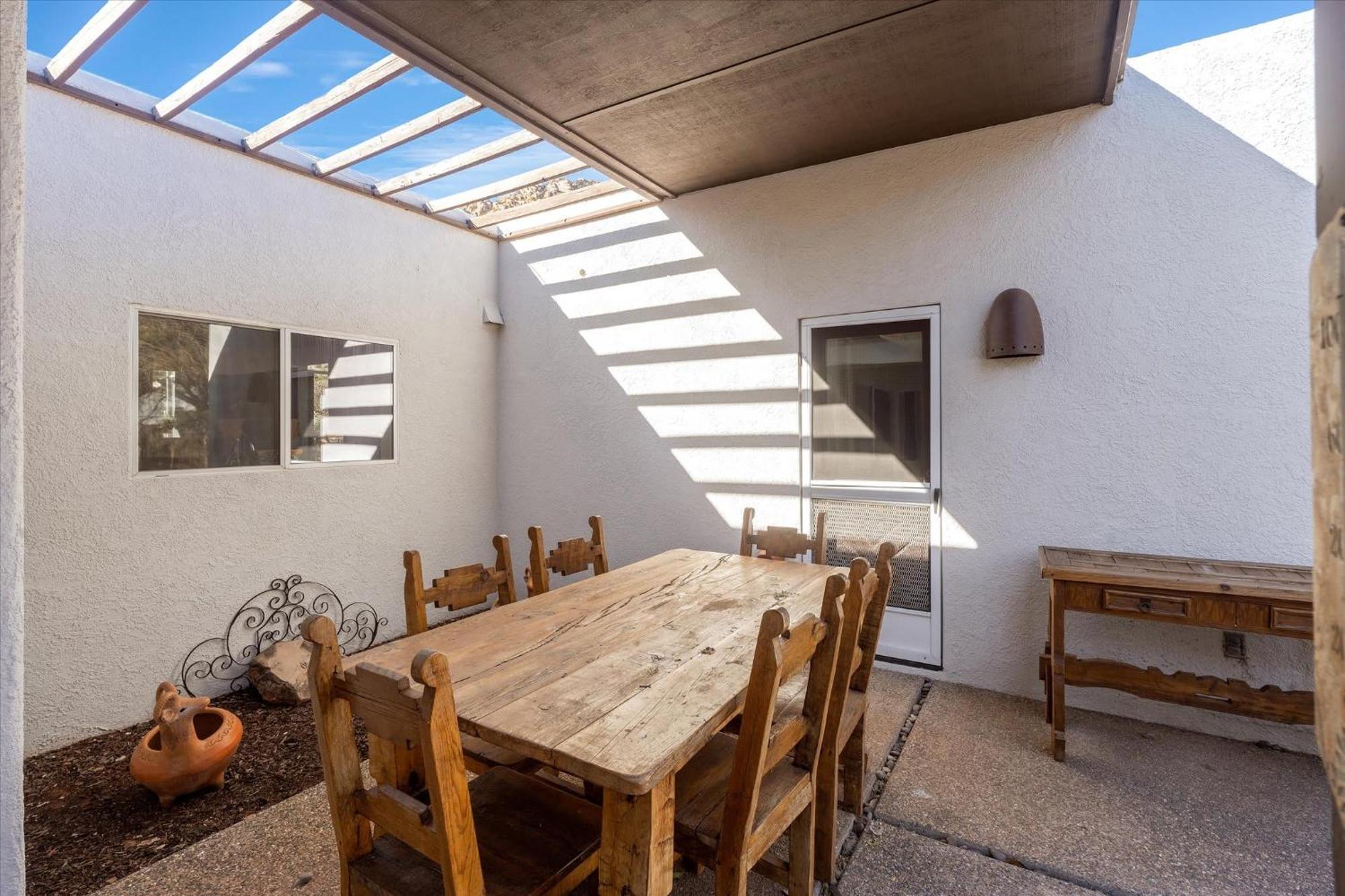 Luxury In Desert With 360 Views & Sunsets With Family Sedona