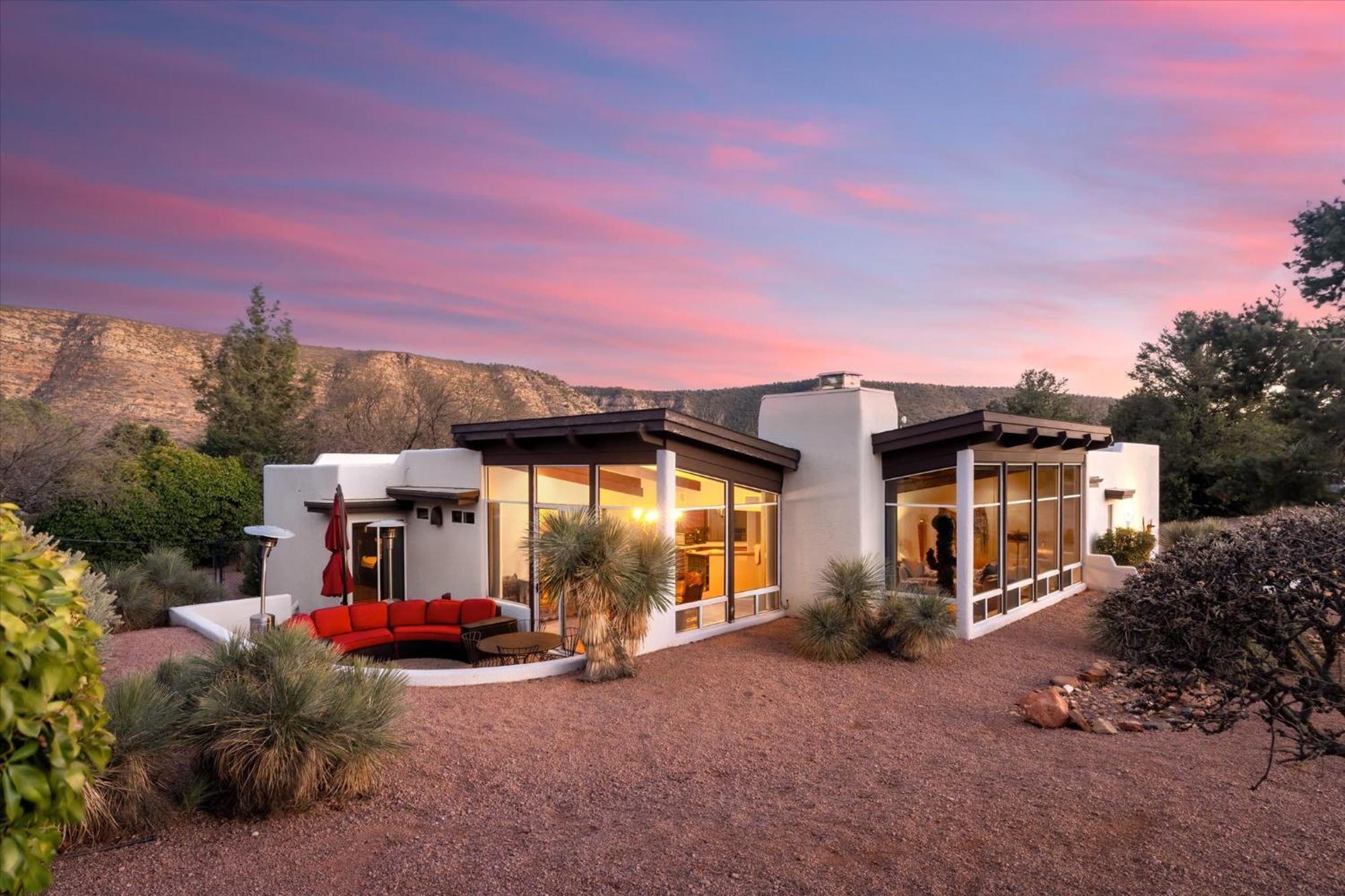 Luxury In Desert With 360 Views & Sunsets With Family Sedona