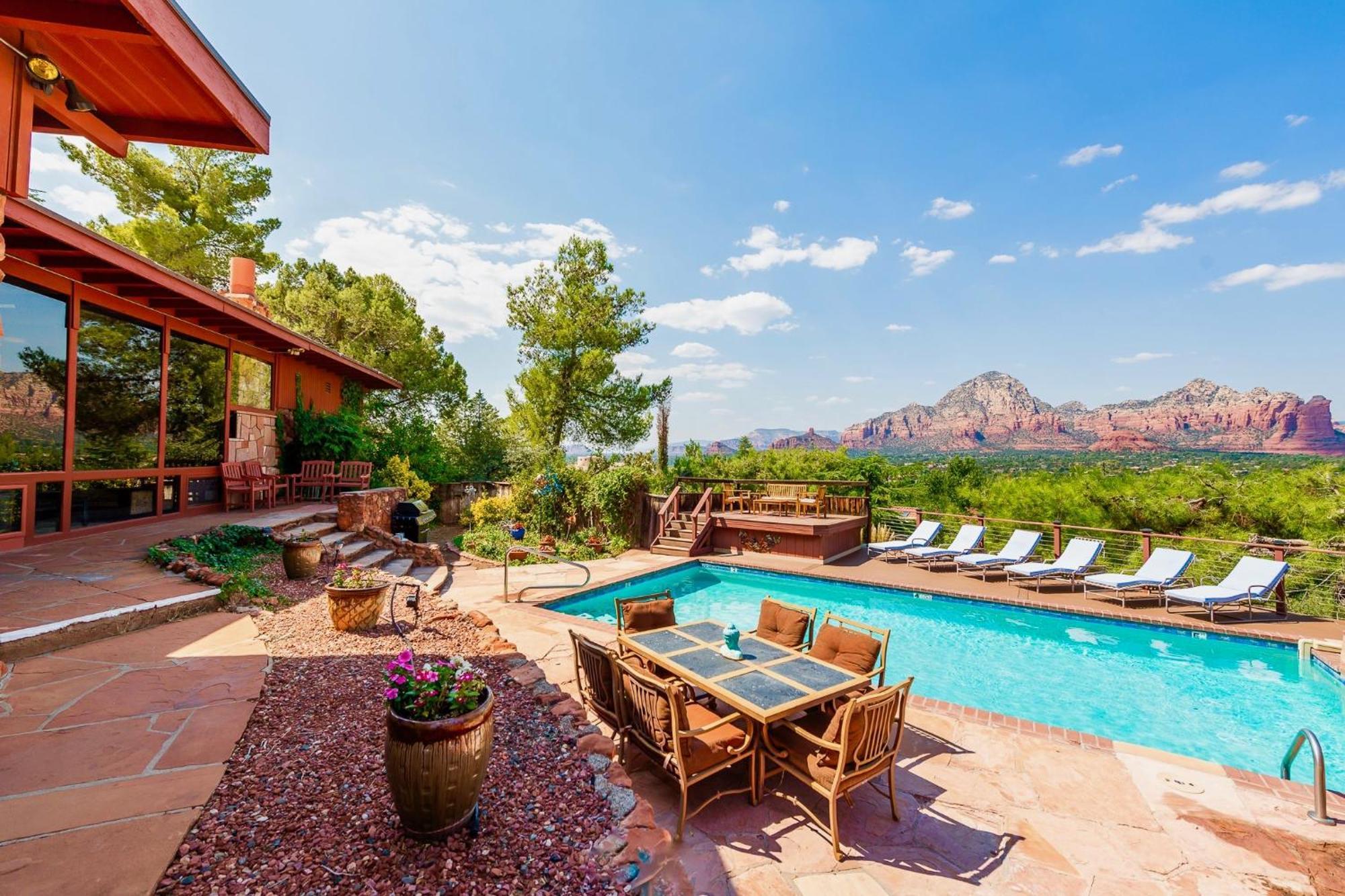 Saddle Rock Ranch At West Holiday home
