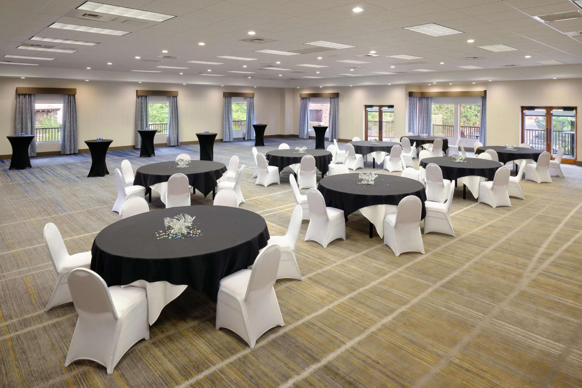 Hilton At Bell Rock 4*