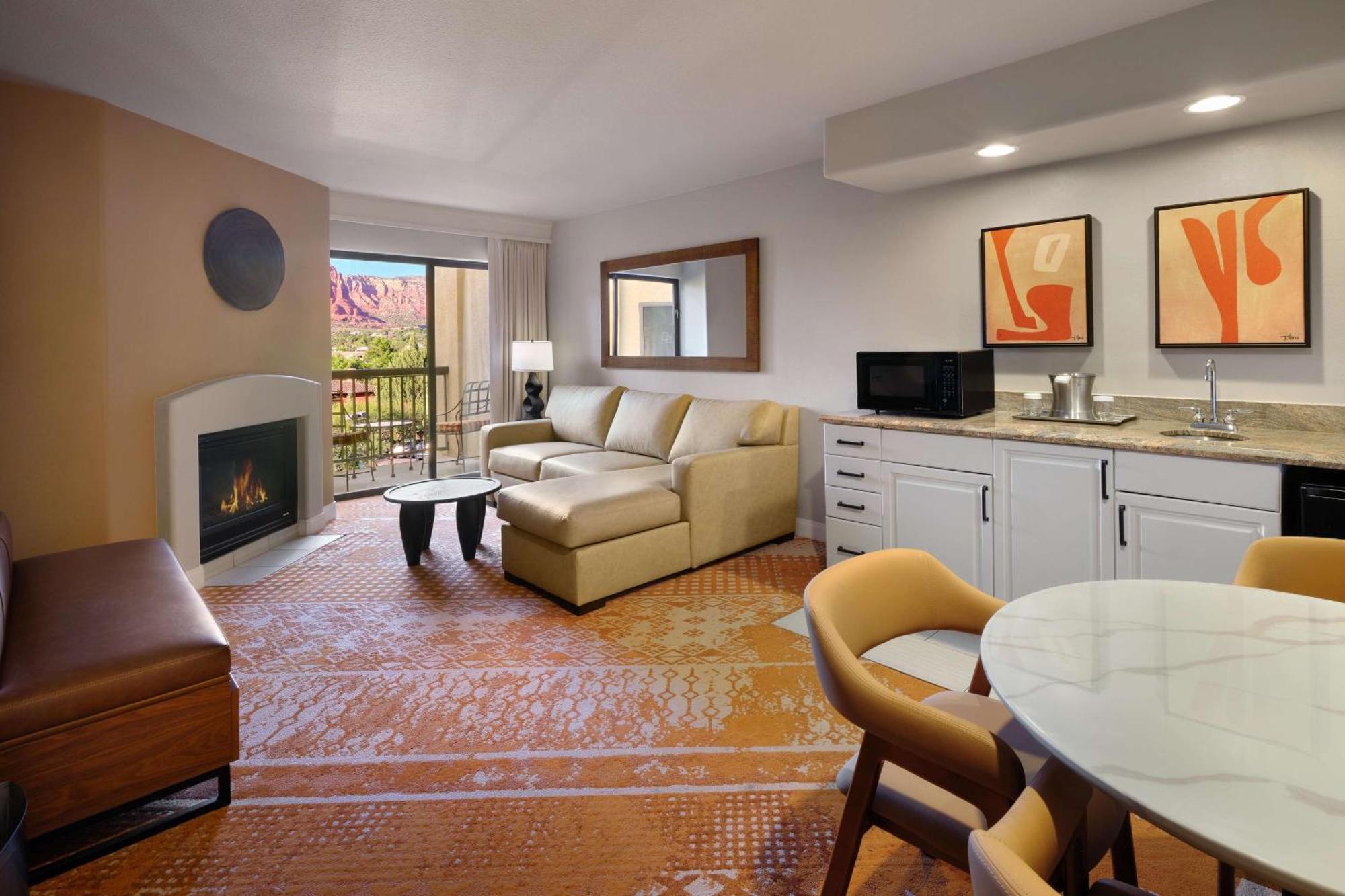 Resort Hilton At Bell Rock 4*