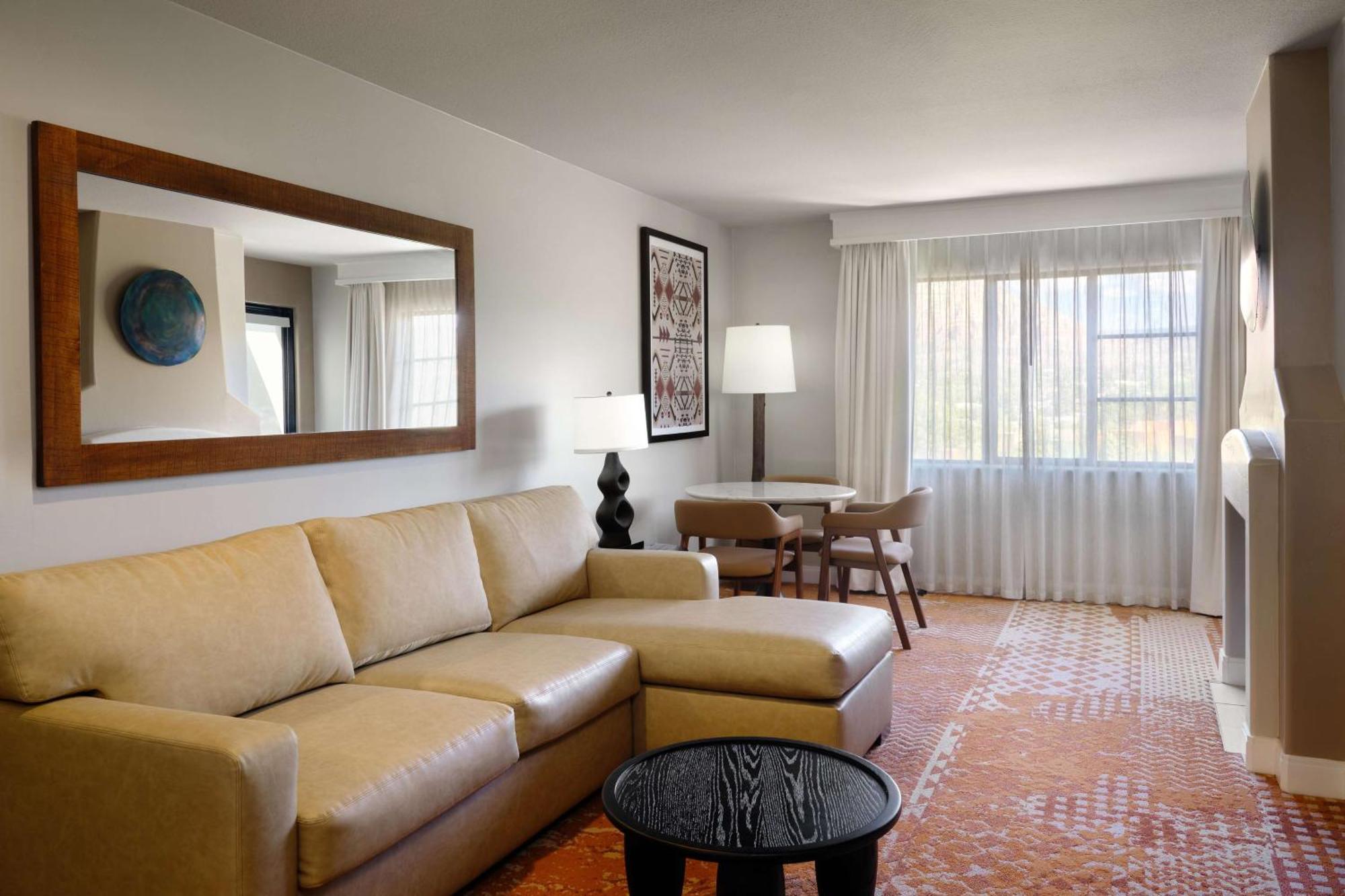 Hilton At Bell Rock 4*