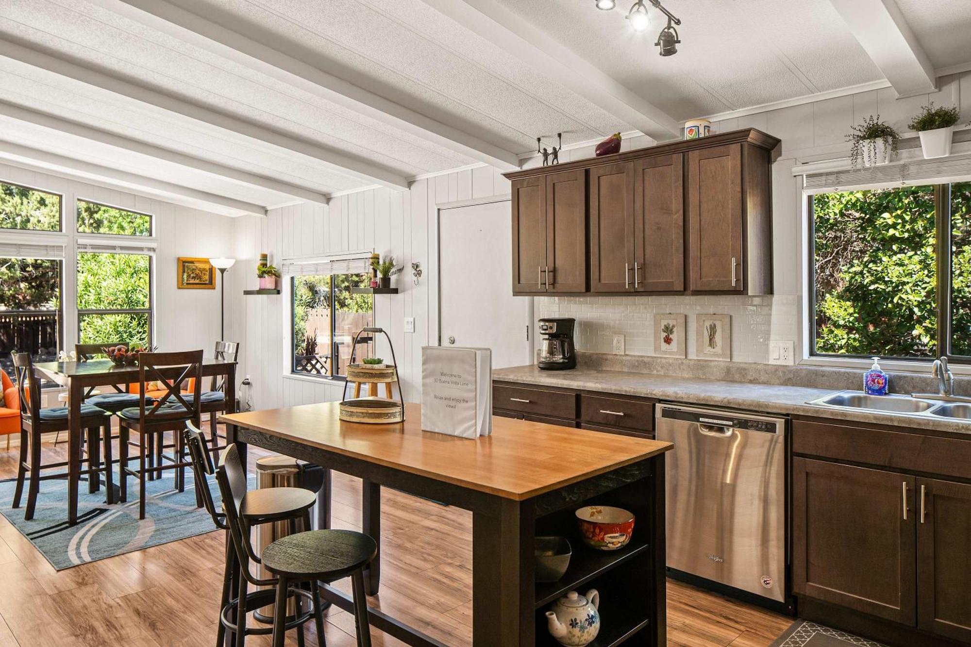 Holiday home Red Rock Getaway With Jacuzzi In West For Family Sedona