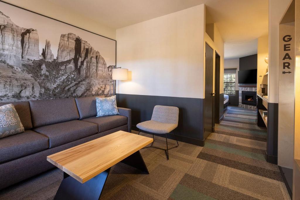 Hotel Mountain Modern
