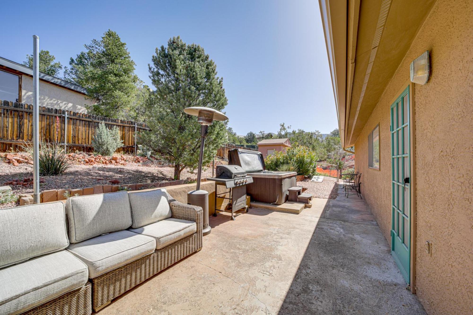 Holiday home Hot Tub And Game Scenic Home! *