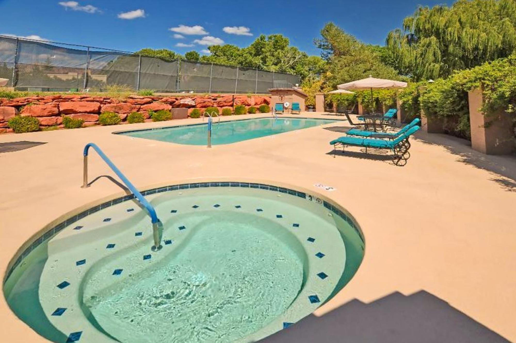 2 Bed 2 Bath Vacation In Holiday home