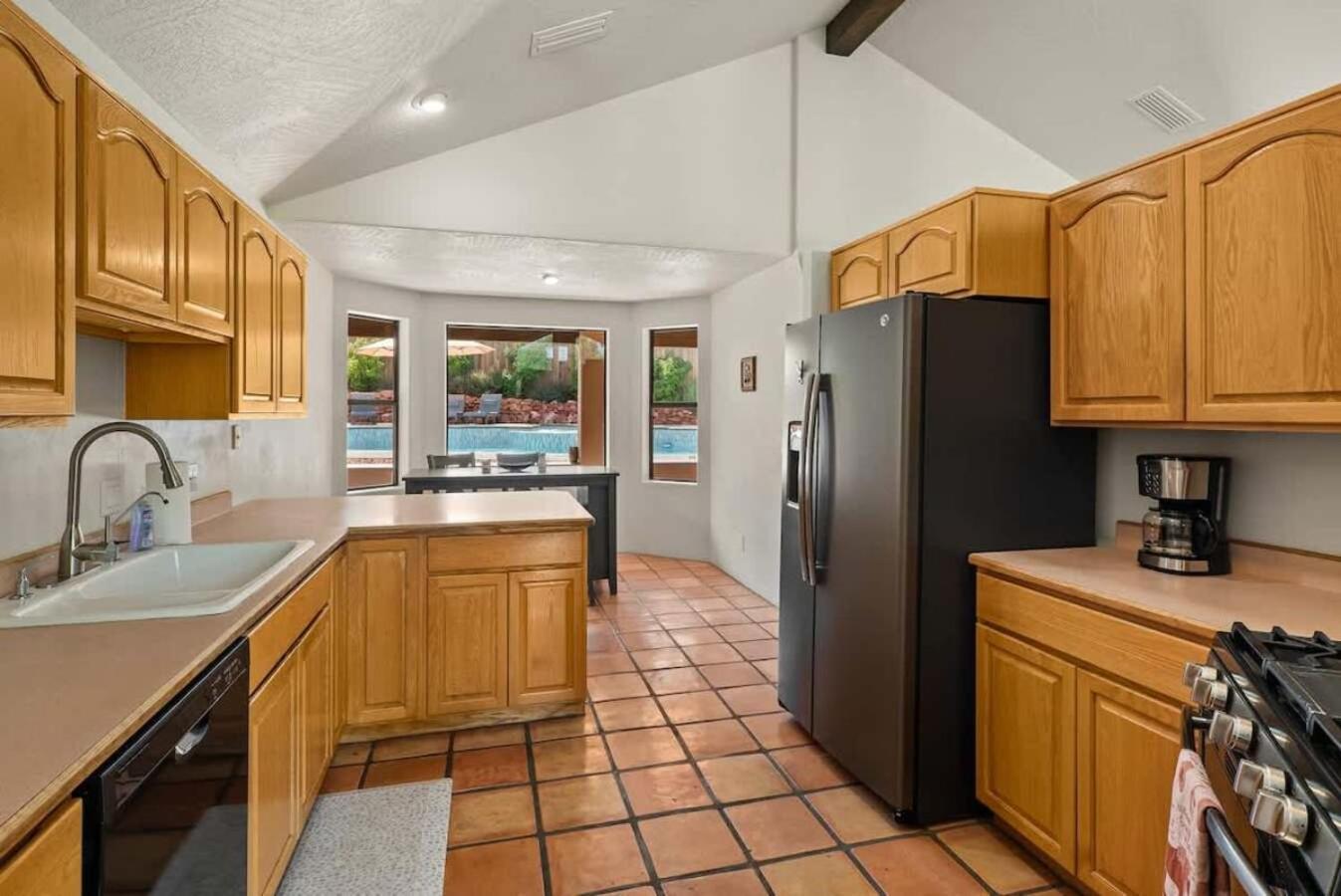 Southwest With Views Pool And For Family Holiday home Sedona