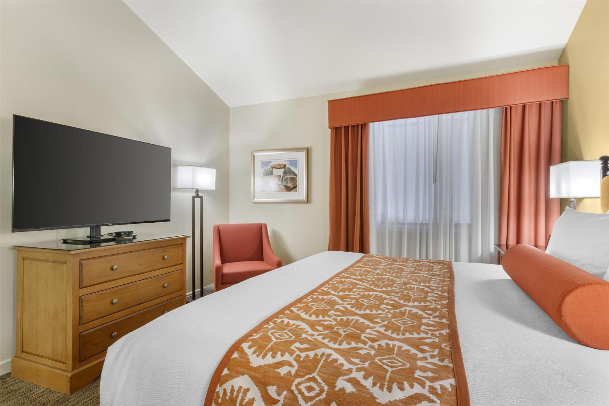 Hotel Western Arroyo Roble & Creekside 3*