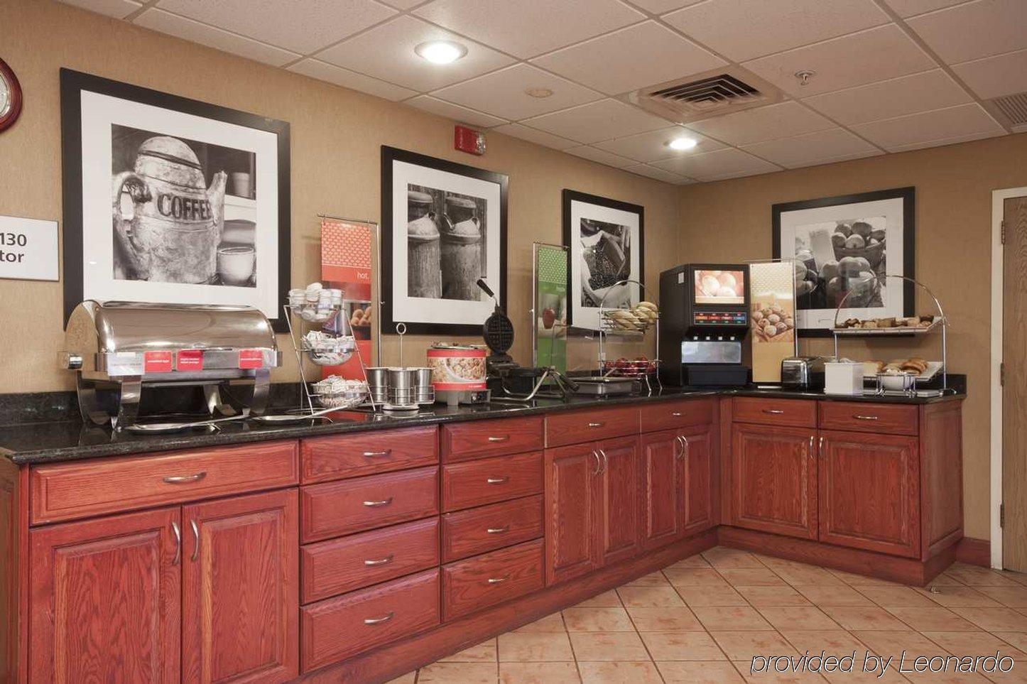 Hampton Hotel 3*