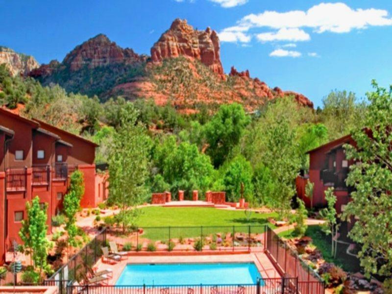 Resort Amara & 4*