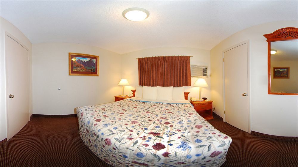 Greentree Hotel