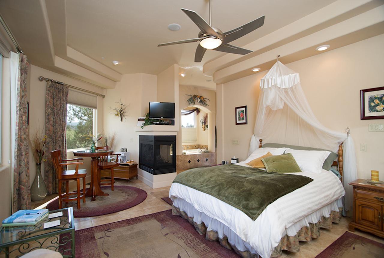 Bed & Breakfast Cathedral Hideaway And Casita