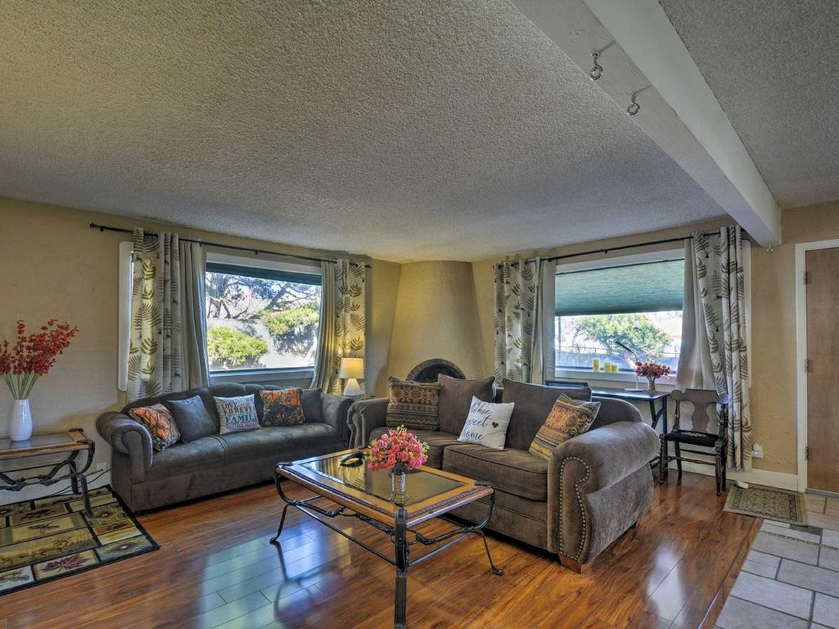 Charming With Red Rock View, Near Stupa And Trails, With Uv Light Air Filters Holiday home
