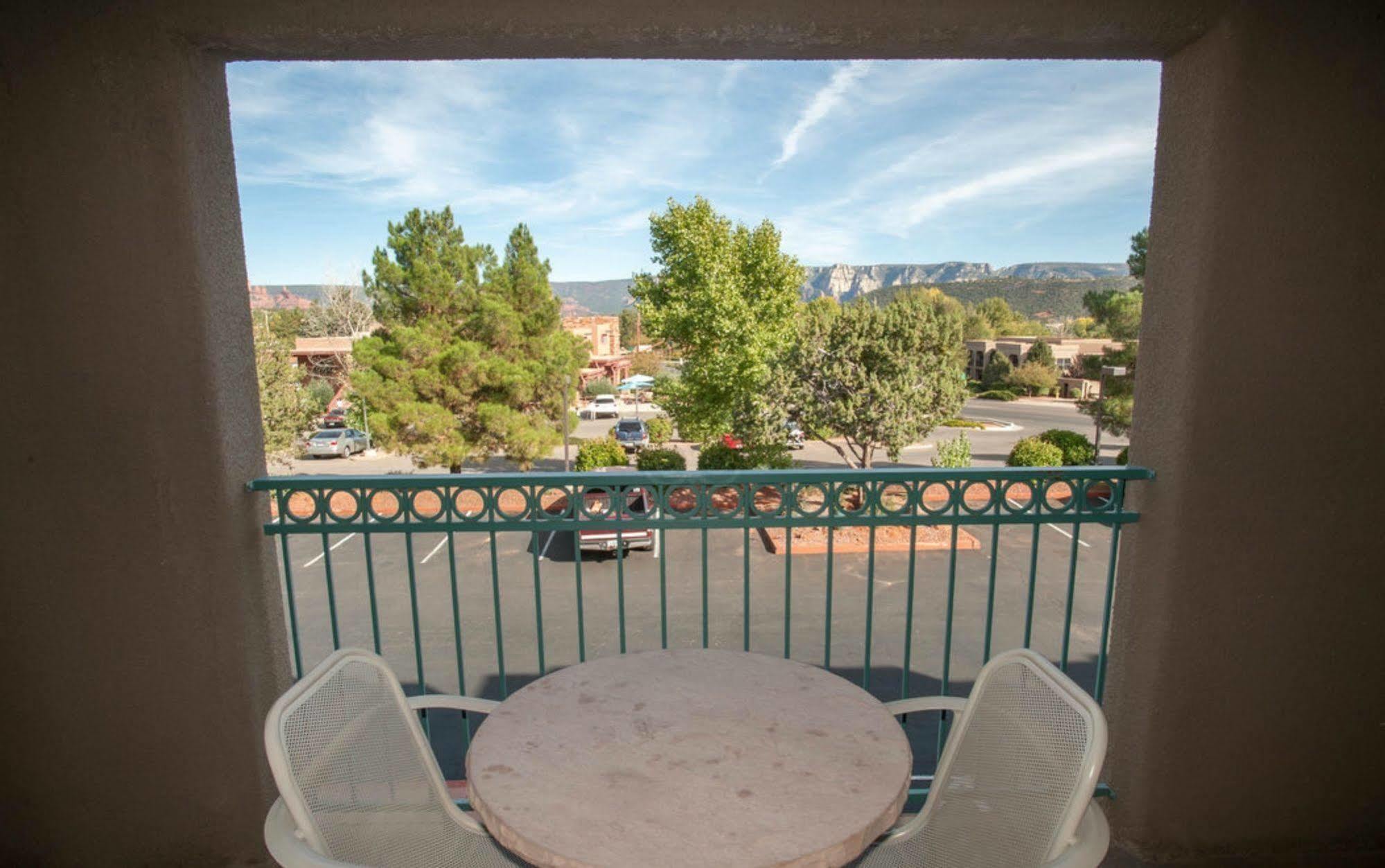 Southwest At Hotel 3*