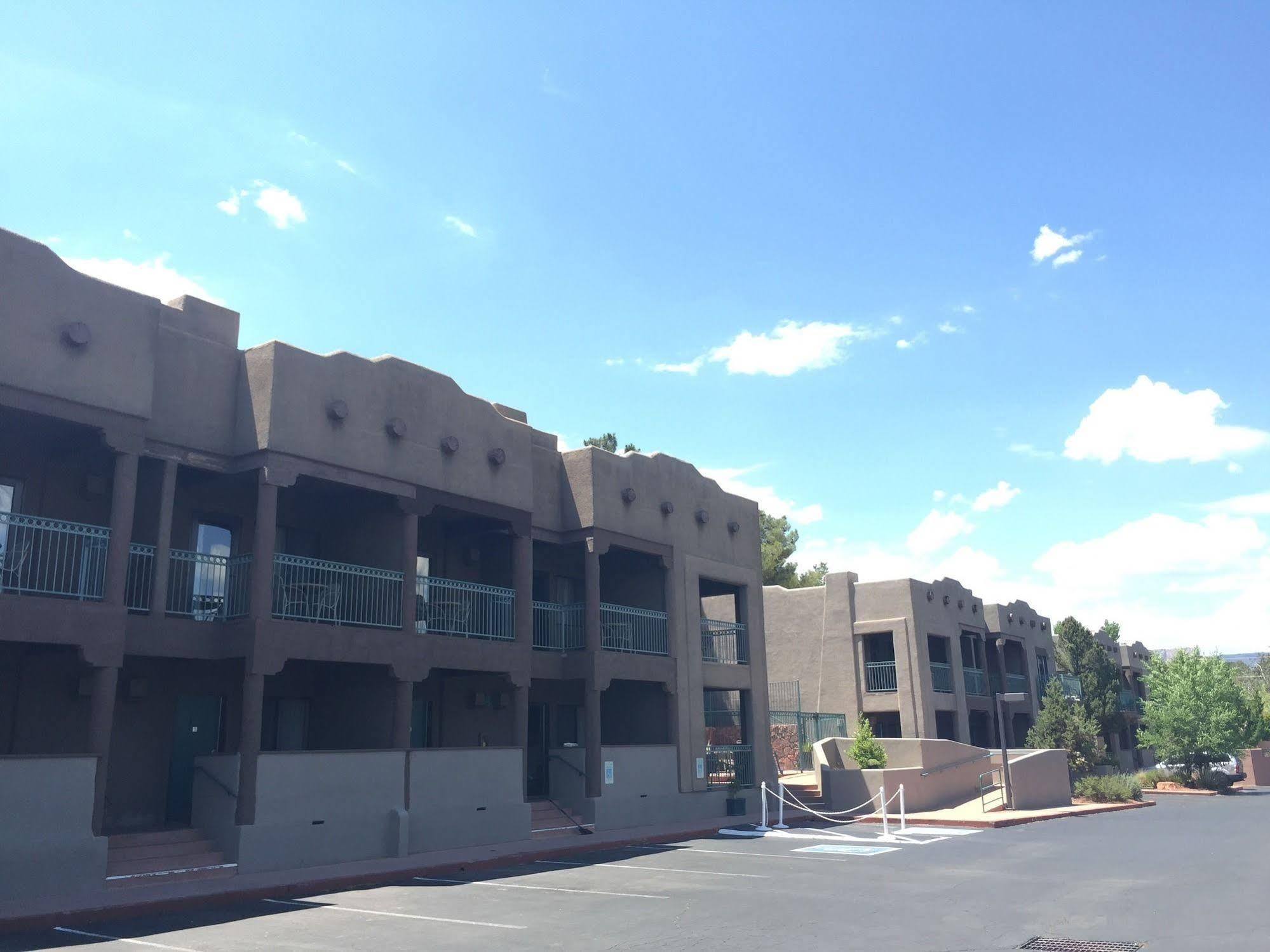 Southwest At Hotel 3*