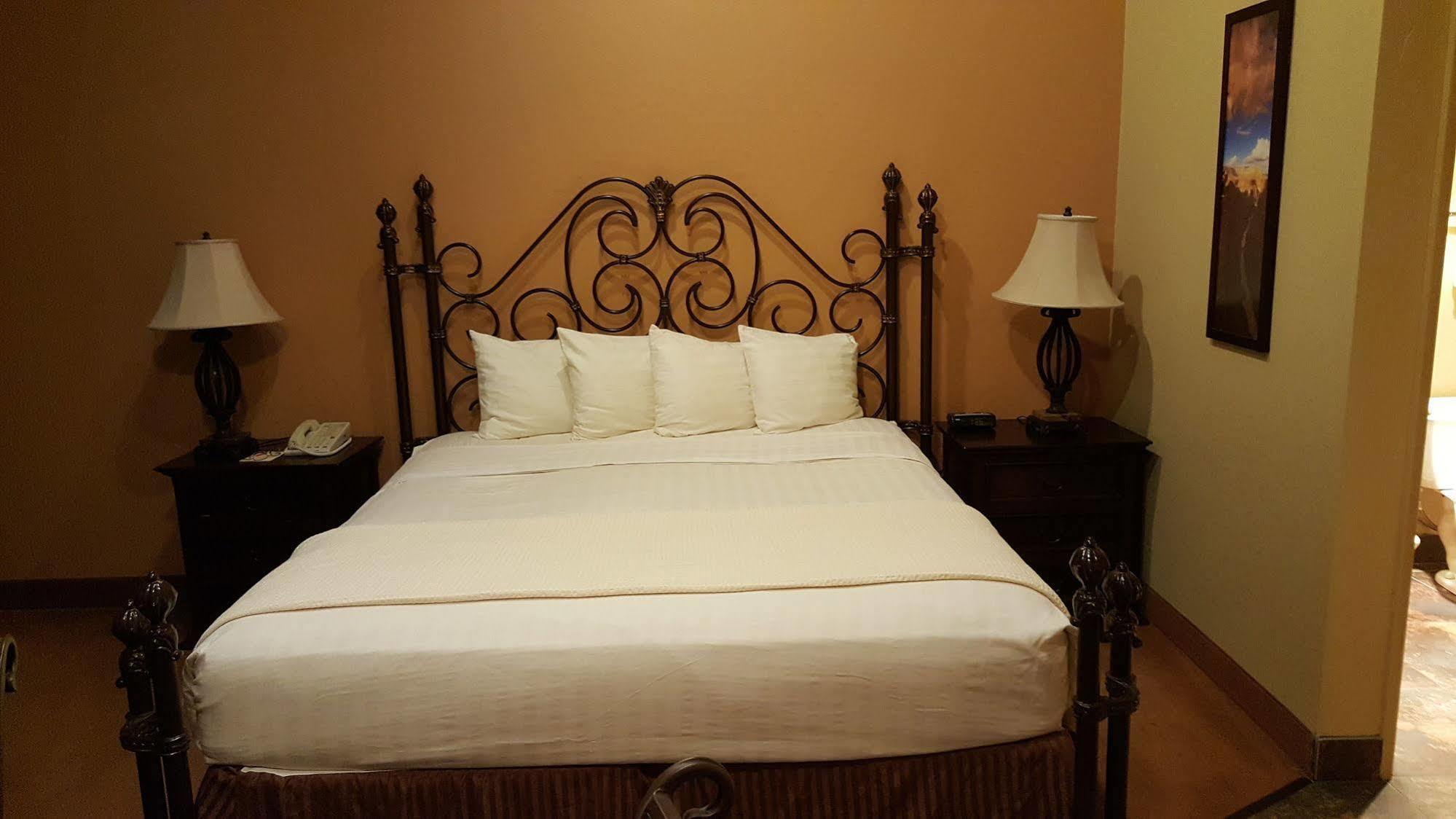 Resort At Poco Diablo 3*